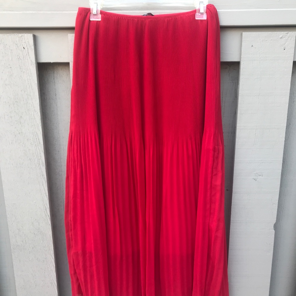 Dolce Vita Red Pleated Maxi Skirt